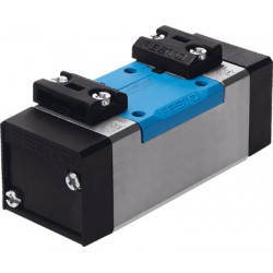 Válvula Neumática VL-5/3E-D-1-C Ref. FESTO 151011